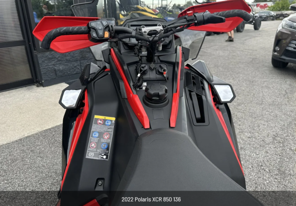 2022 Polaris XCR 850 136 - Image 8